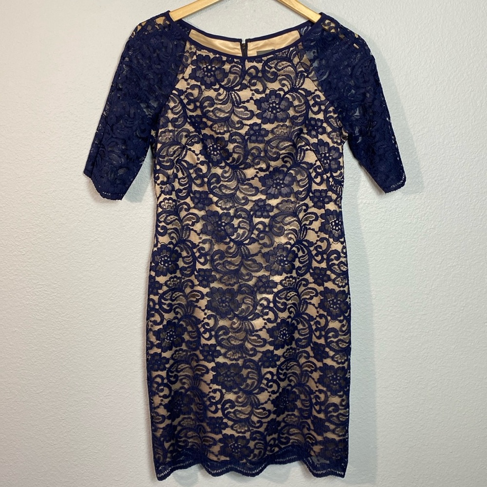 Vince Camuto Lace Dress‎
